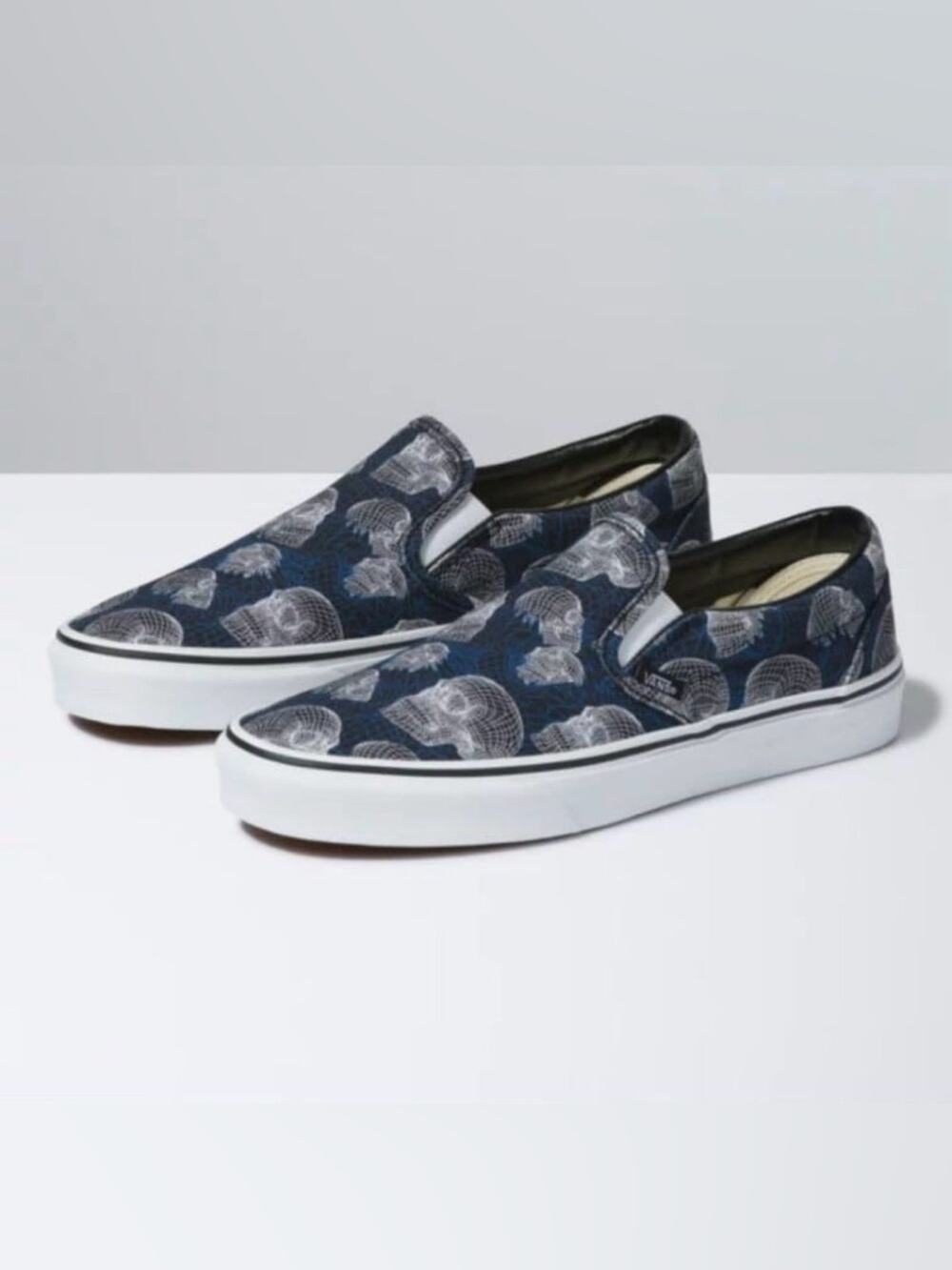 NEW VANS NAVY BLUE CANVAS BLACK WHITE WIRE FRAME SKULL SNEAKERS SZ M 6.5, W 8